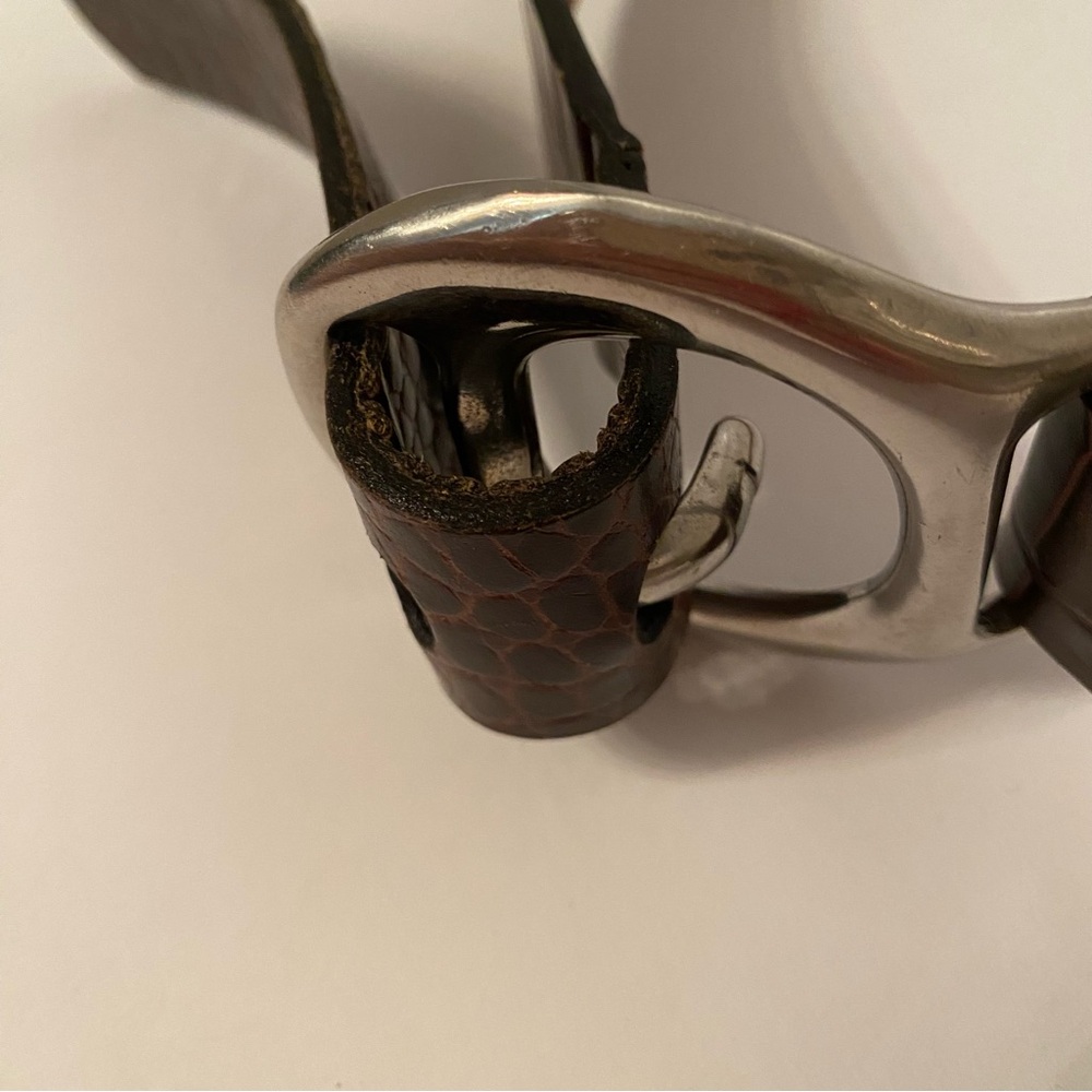 Brown Croc-Embossed Leather Belt with Silver Buckle - Picture 3 of 9